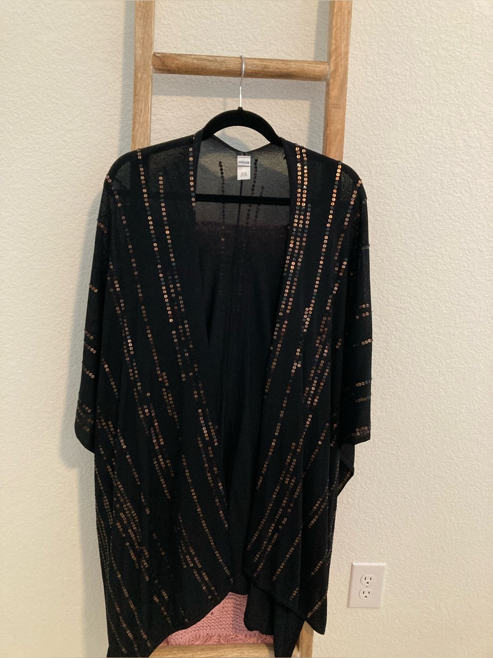Black Sequin-Striped Kimono Cardigan/shawl for women. Chico’s brand (O/S)